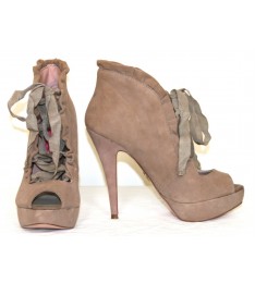 LUVEY PEEPTOE BOOTIE SHOES