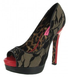 Samantaa Black Lace Shoe