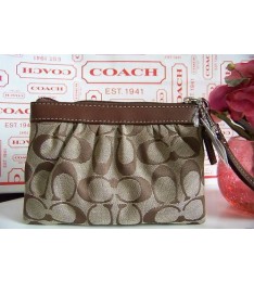 Signature Pleated Wristlet