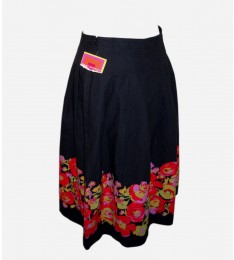 Floral Border Black Pleated Skirt