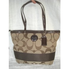 Signature Stripe Tote Khaki
