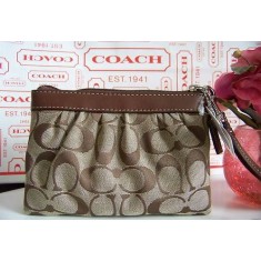 Signature Pleated Wristlet