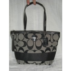 Signature Stripe Tote
