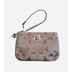 Poppy Signature Sateen Wristlet