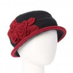 Black & Burgundy Crochet Ribbed Wool Bucket Hat