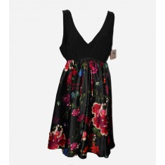 Matsuri Black Floral V Neck Short Nightgown Chemise