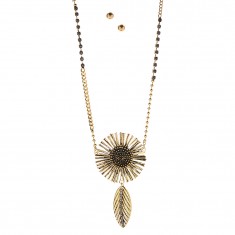 Goldtone Sunburst Pendant Necklace & Stud Earrings